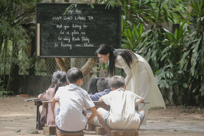 MV "Đừng hỏi em" của Mỹ Tâm tạo ra "cơn bão" mới ảnh 6 MV "Đừng hỏi em" của Mỹ Tâm tạo ra "cơn bão" mới ảnh 6