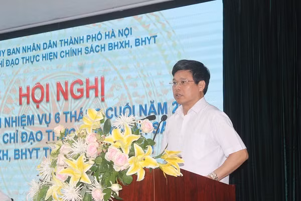 Hà Nội: "Điểm mặt" 10 quận, huyện khó đạt các chỉ tiêu về bảo hiểm xã hội ảnh 2