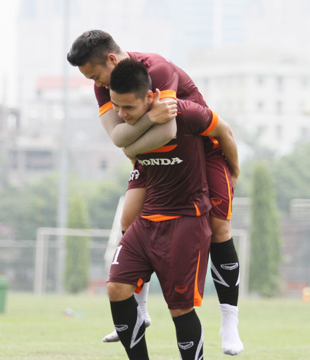 Công Phượng “đứng ngoài cuộc vui” ở buổi tập của U23 Việt Nam ảnh 2