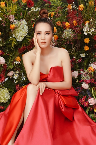 Á hậu Thụy Vân tiết lộ về kỳ nghỉ Tết bên gia đình ảnh 3