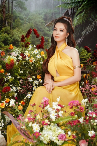 Á hậu Thụy Vân tiết lộ về kỳ nghỉ Tết bên gia đình ảnh 8