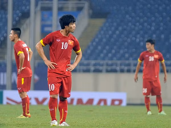 Ai cô lập Công Phượng ở đội tuyển U23 Việt Nam? ảnh 1