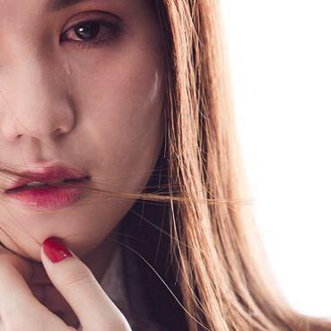 Ngọc Trinh "kín cổng cao tường" trong phim "Vòng eo 56" ảnh 11