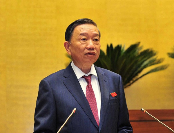 Nhiều chiến sĩ cảnh sát PCCC xả thân, không ngại nguy hiểm để cứu người, cứu tài sản ảnh 1