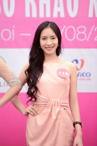 Vì sao Nguyễn Thị Loan và Nam Em được đặc cách trong cuộc đua "Hoa hậu Hoàn vũ Việt Nam 2015"? ảnh 13