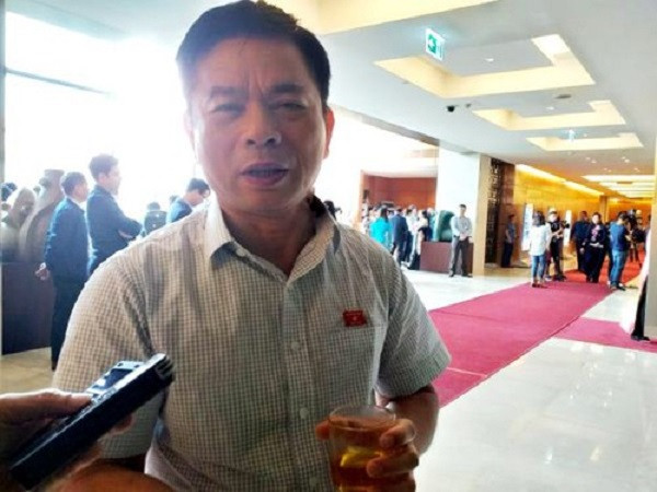 Đại biểu Quốc hội và người dân hoan nghênh Bộ Công an đã nghiêm khắc loại khỏi ngành 3 cán bộ sai phạm ảnh 2 Đại biểu Quốc hội và người dân hoan nghênh Bộ Công an đã nghiêm khắc loại khỏi ngành 3 cán bộ sai phạm ảnh 2