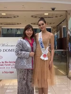 Tường San lý giải việc bật khóc khi người đẹp Thái Lan đăng quang "Hoa hậu Quốc tế 2019" ảnh 3