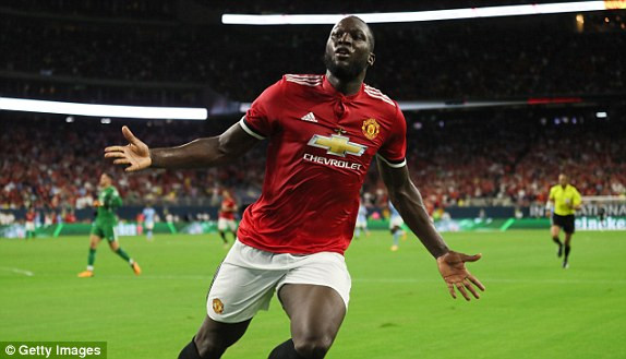 Lukaku ghi bàn đẳng cấp, M.U đánh bại Man City ảnh 2