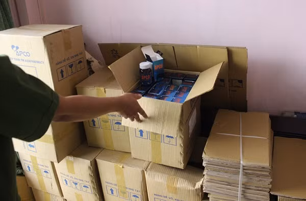 Đình chỉ lưu hành 3 loại mỹ phẩm, đề nghị kiểm tra thông tin vụ thuốc giả ảnh 1