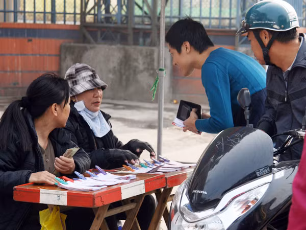 Loạn giá vé chợ đen trận Hải Phòng-HAGL ảnh 2
