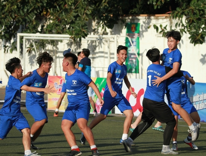 Lời chia tay xúc động của cầu thủ phải dừng bước ở vòng 1/32 ảnh 3