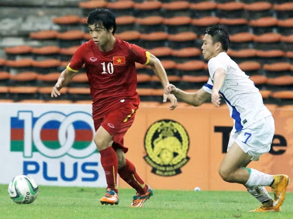 Công Phượng được một đội bóng Nhật Bản săn đón ảnh 1