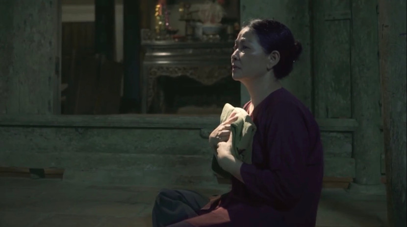 "Mỹ nữ hát nhạc Nga" gây bất ngờ với phim ca nhạc song ngữ ảnh 7