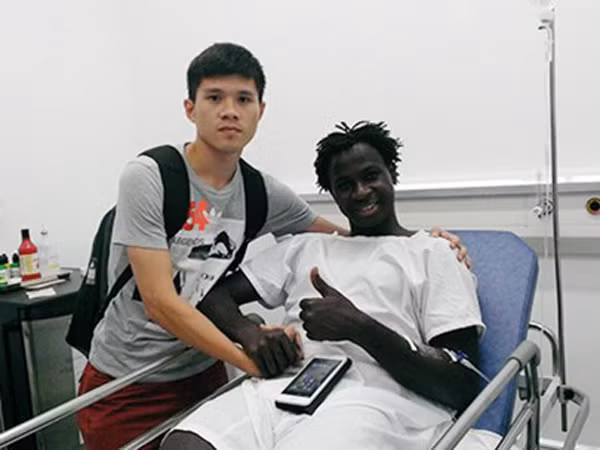Giải Fair-play bóng đá Việt Nam 2015 thuộc về ngoại binh Abass ảnh 2