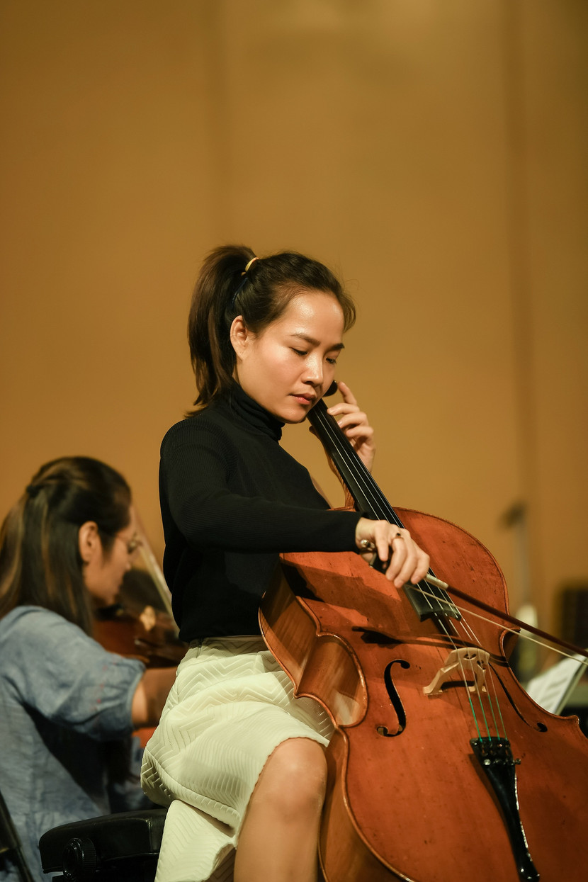 Bất ngờ với bản "Trống cơm" được nhạc sĩ Đỗ Hồng Quân biên soạn cho Cello ảnh 3 Bất ngờ với bản "Trống cơm" được nhạc sĩ Đỗ Hồng Quân biên soạn cho Cello ảnh 3