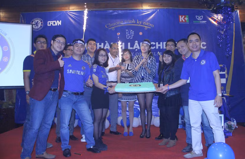 Á hậu Huyền My “đại náo” buổi sinh nhật CLB Chelsea ảnh 8