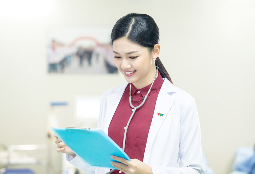 Á hậu Thanh Tú làm MC chương trình VTV24 ảnh 3 Á hậu Thanh Tú làm MC chương trình VTV24 ảnh 3