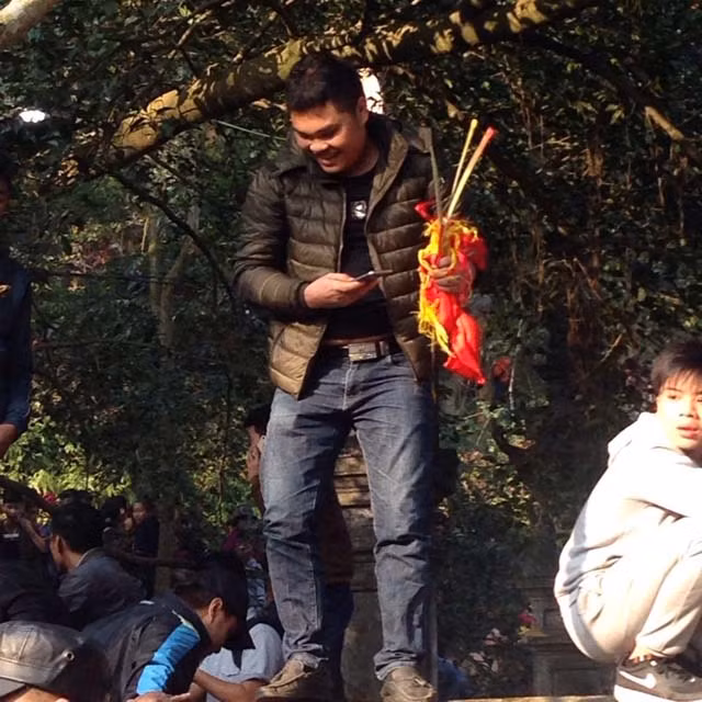 Lễ hội Gióng diễn ra bình yên, vui vẻ ảnh 15