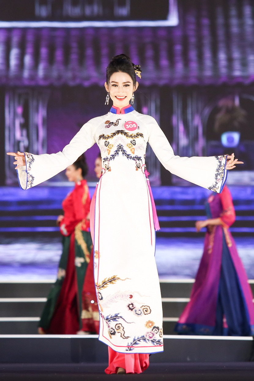 Lộ diện Top 3 "Người đẹp Biển" và "Người đẹp Du lịch" ảnh 6 Lộ diện Top 3 "Người đẹp Biển" và "Người đẹp Du lịch" ảnh 6