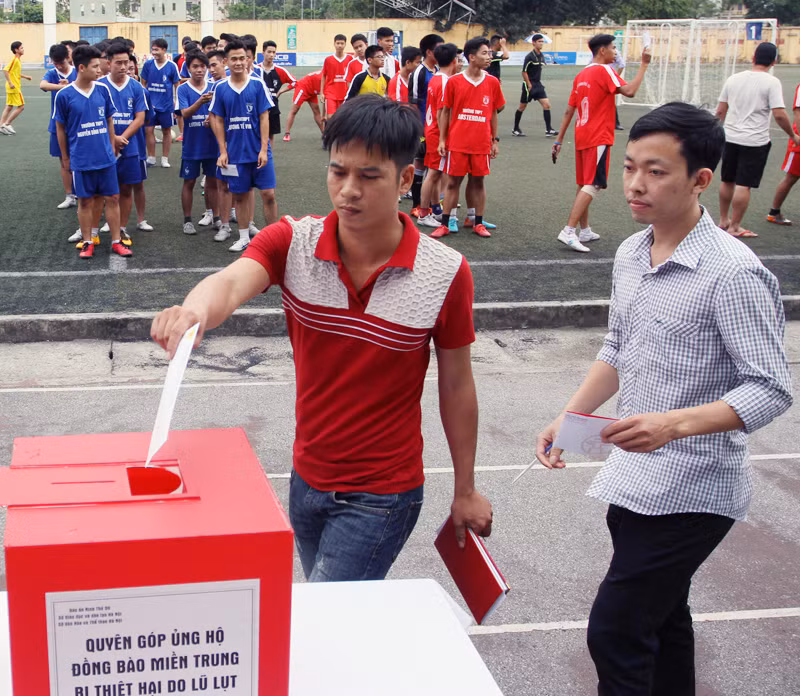 Giải bóng đá học sinh Báo ANTĐ sẻ chia với đồng bào miền Trung ảnh 6