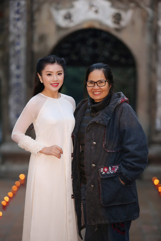 ​"Sao Mai" Thu Hằng tìm về với nhạc Phật để được tĩnh tâm ảnh 2