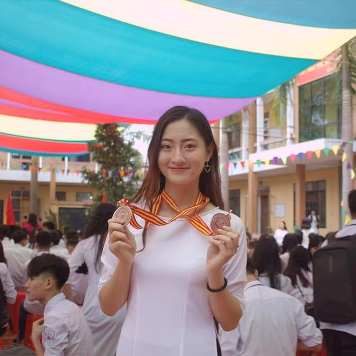 Đúng như tin đồn, cô gái mang số báo danh 481 đăng quang "Miss World Vietnam 2019" ảnh 3