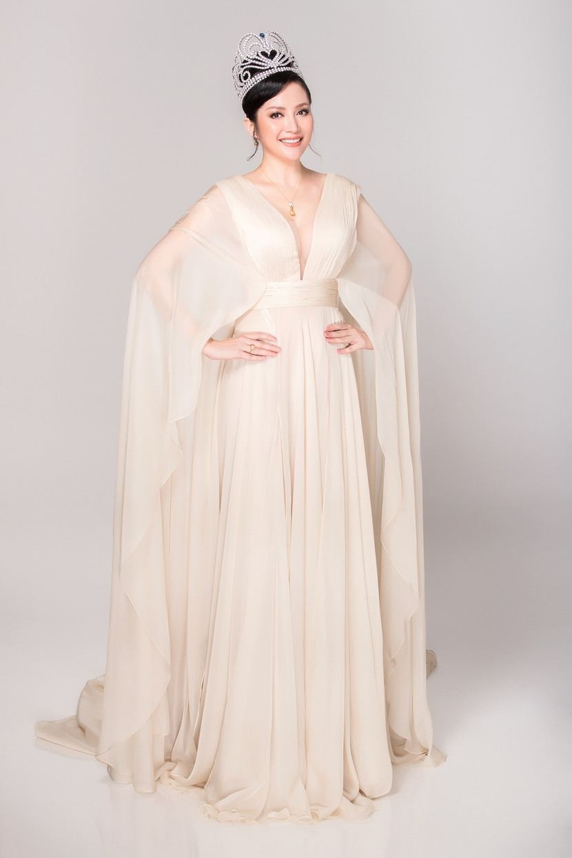 Các cựu "Hoa hậu Việt Nam" đời đầu - ngày ấy & bây giờ ảnh 5 Các cựu "Hoa hậu Việt Nam" đời đầu - ngày ấy & bây giờ ảnh 5