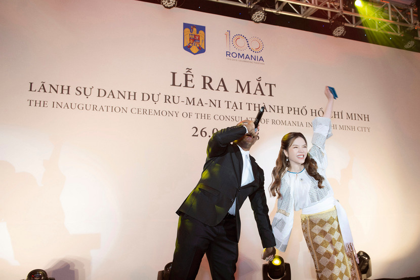 Lý Nhã Kỳ chính thức nhậm chức Lãnh sự danh dự Rumani tại TP.HCM ảnh 5