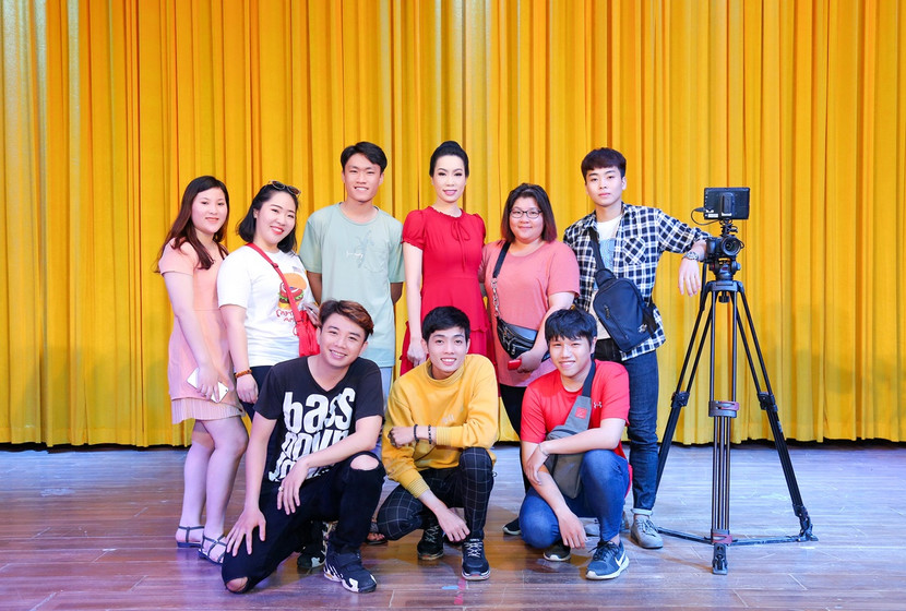 Á hậu Trịnh Kim Chi tuyển diễn viên cho dự án phim mới ảnh 2 Á hậu Trịnh Kim Chi tuyển diễn viên cho dự án phim mới ảnh 2