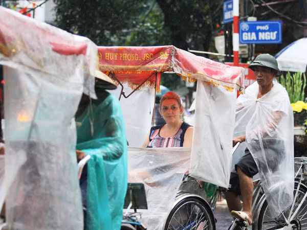 Hà Nội - một ngày mưa... ảnh 14