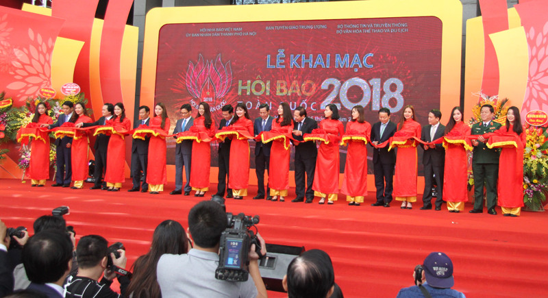 "Báo chí cần đổi mới mạnh mẽ, góp phần giúp đất nước phát triển bền vững" ảnh 4 "Báo chí cần đổi mới mạnh mẽ, góp phần giúp đất nước phát triển bền vững" ảnh 4