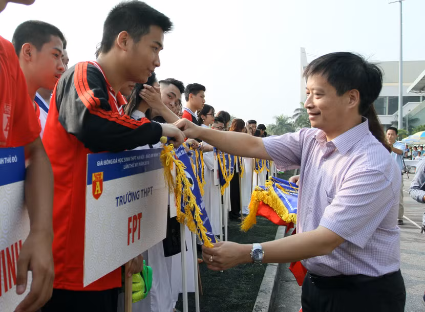 Tưng bừng khai mạc giải bóng đá học sinh THPT Hà Nội - Báo ANTĐ 2016 ảnh 5 Tưng bừng khai mạc giải bóng đá học sinh THPT Hà Nội - Báo ANTĐ 2016 ảnh 5