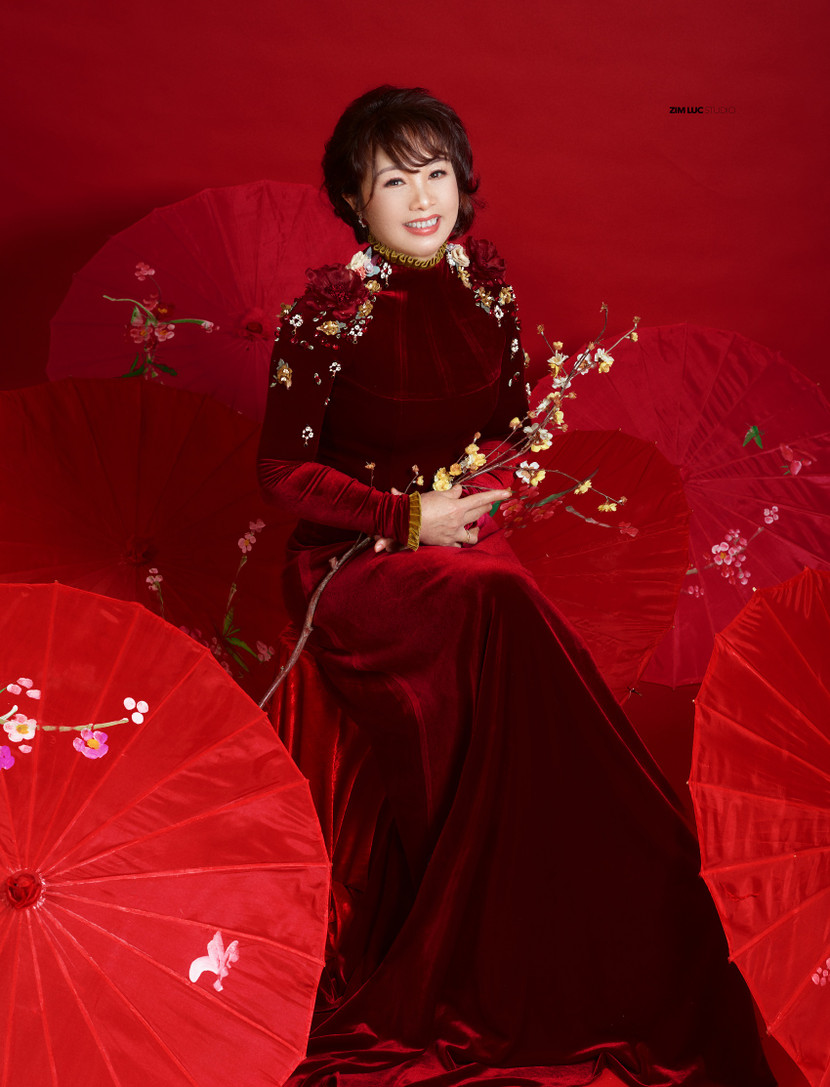 Á hậu Thụy Vân tiết lộ mẹ có thể một mình nấu 20 mâm cỗ ảnh 6