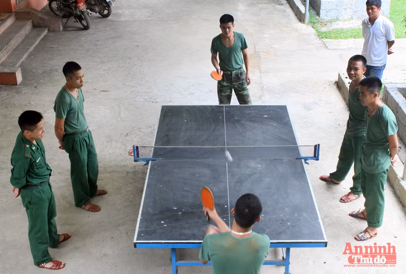 Xem bộ đội biên phòng Lý Vạn rèn quân, tăng gia sản xuất ảnh 10