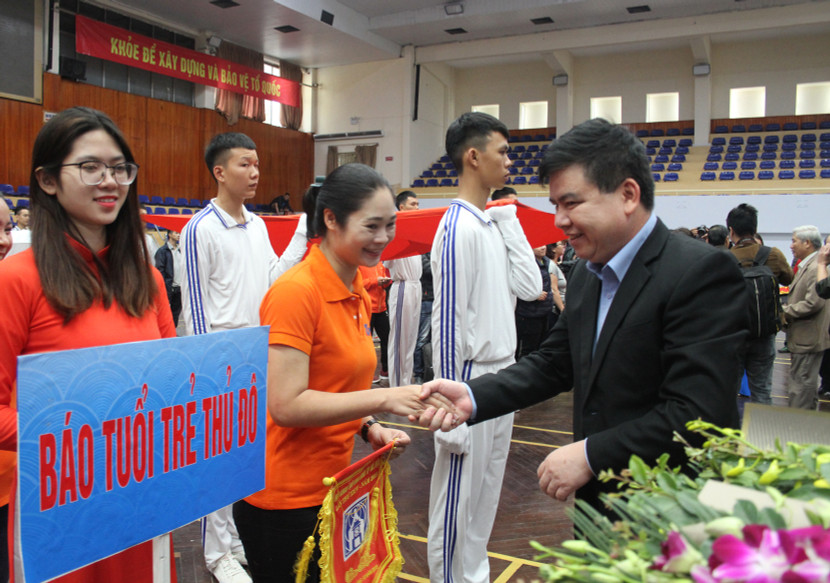 Sôi nổi ngày hội thể thao của những người làm báo ảnh 3 Sôi nổi ngày hội thể thao của những người làm báo ảnh 3