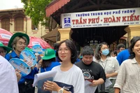 Hà Nội không thu phí khảo sát chất lượng hơn 250.000 học sinh lớp 11, 12