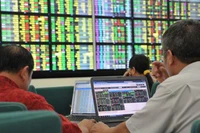 Sau FPT, đến lượt VNM bị khối ngoại xả bán nghìn tỷ