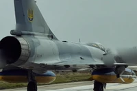 Ukraine lần đầu sử dụng tiêm kích Mirage 2000 Pháp viện trợ, bắn hạ tên lửa Nga