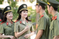 Quy định mới nhất của Bộ Công an về cấp bậc hàm cao nhất với sĩ quan giữ chức vụ 