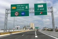 Doanh nghiệp chủ động phương án kinh doanh khi hạn chế xe tải nặng đi vành đai 3 trên cao giờ cao điểm