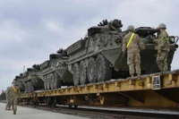 Xe bọc thép chở quân Stryker 'miễn phí' từ Mỹ gây hại cho dự án Rosomak của Ba Lan