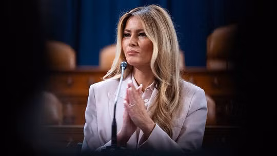 Đệ nhất Phu nhân Mỹ Melania Trump kêu gọi ABC sa thải nhân viên gọi bà là 'góa phụ'