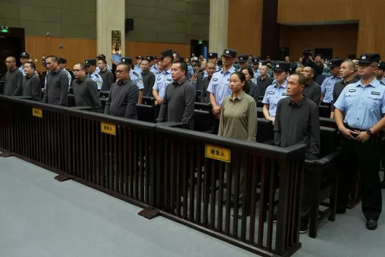 Trung Quốc tăng cường trấn áp tội phạm lừa đảo qua điện thoại