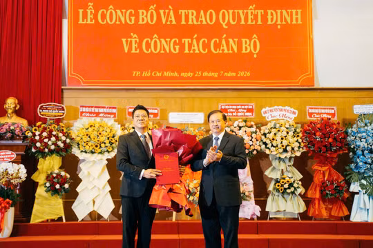 Bổ nhiệm NSND Đỗ Quốc Hưng làm Giám đốc Nhạc viện Thành phố Hồ Chí Minh