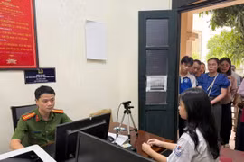 Hoàn thành cấp đổi căn cước, định danh điện tử cho hơn 2.200 học sinh 