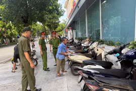 Bãi xe trước cổng Bệnh viện Xanh Pôn tiếp tục bị xử phạt vì thu quá giá