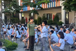 “Gieo” văn hóa giao thông cho học sinh trước kỳ nghỉ hè