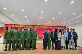 Phó Trưởng Ban Tuyên giáo và Dân vận Trung ương thăm, chúc tết Cảnh sát PCCC và CNCH Thủ đô