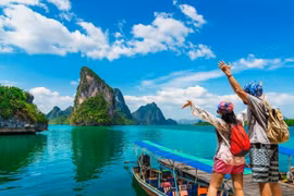 Cảnh báo thủ đoạn lừa đảo “ăn theo” mùa du lịch 2026