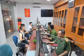 Đêm chưa tắt đèn ở Công an phường Ngọc Hà